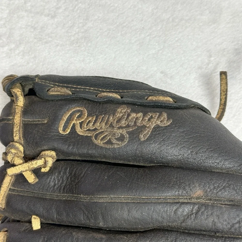 VTG Rawlings P1100B Basket Web Right Hand Thrower 11 Inch Glove Player Preferred
